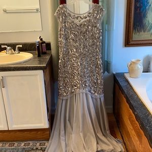 Sequins and scarf dress XXL this I decided to buy